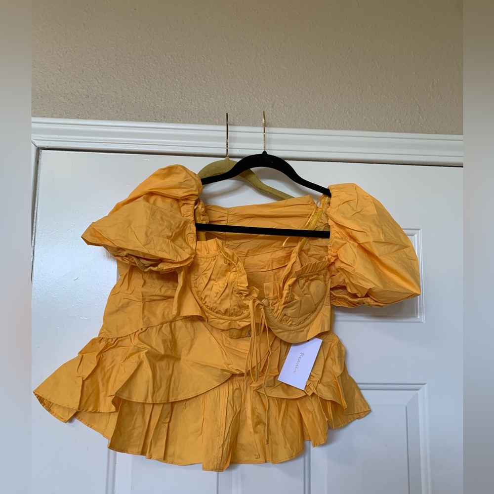 Rosevelvet Two Piece Skirt And Crop Top Set NWT🌴